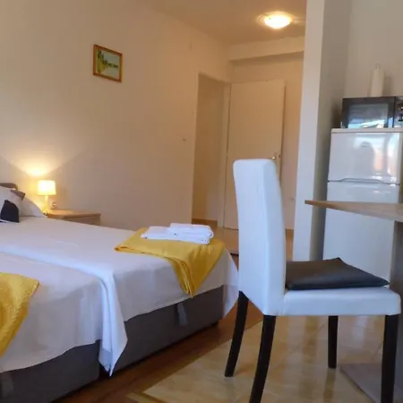 Buki Gæstehus 4*