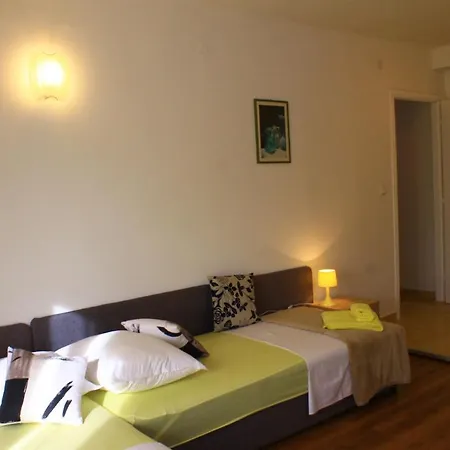 Studio Buki Guest house *