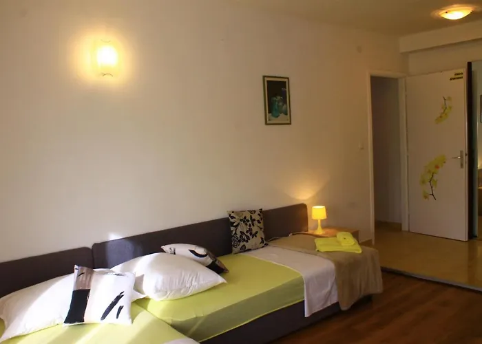 Studio Buki Pensionat 4*